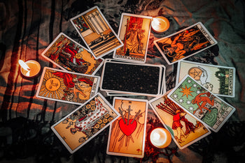 Tarot &amp; Oracle