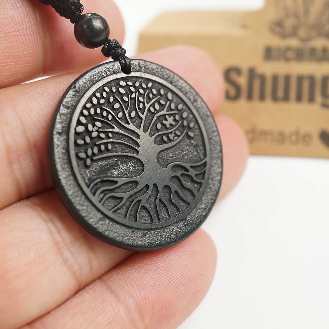 RICHRAIN Halskette mit Anhänger aus echtem natürlichem Schungit, spirituelle Geschenke für Frauen, Kristallheilung, Kristallgeschenke für Männer (Tree of Life)