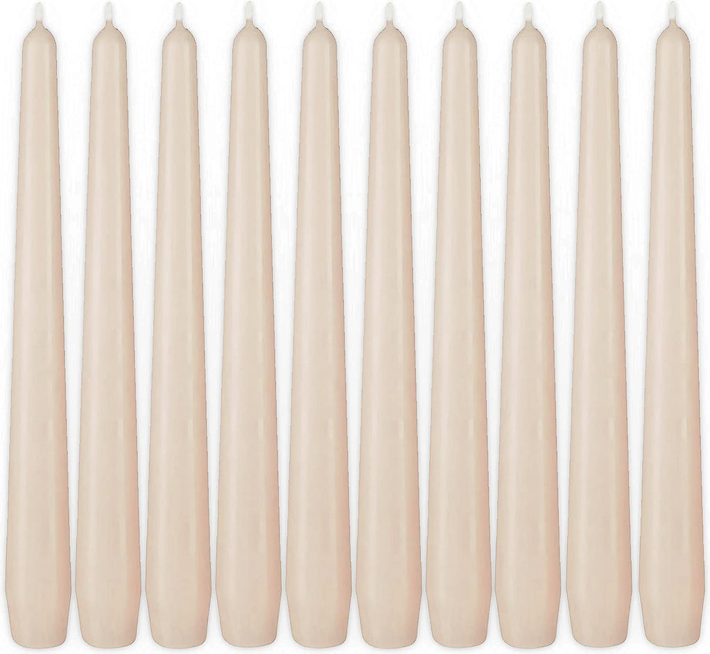 BRUBAKER Premium Spitzkerzen Lila - 50 Stück - bis zu 7,5 Stunden Brenndauer pro Kerze - 24 cm Tafelkerzen Set für Kerzenständer und Kronleuchter - Leuchterkerzen Halterkerzen