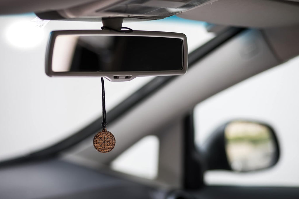 treeforce Schutzrune Holzkette, Halskette, Schlüsselanhänger, Talisman oder Auto- Anhänger 3 in 1 DIY Schmuck, Handmade, nachhaltig und vegan aus Holz