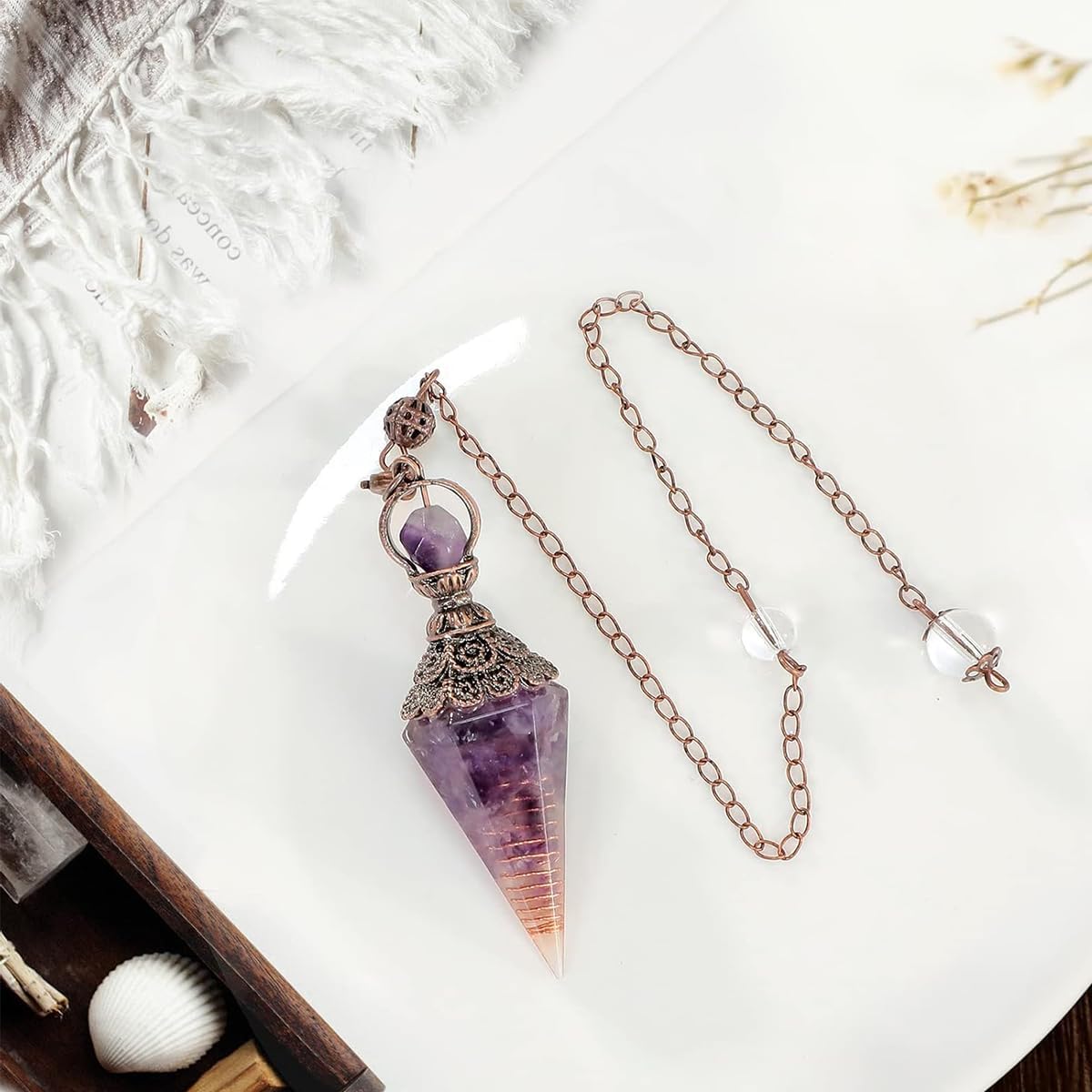 Amethyst Pendel, Sechseckiges Kristallpendel,Harz Amethyst Pendulum Edelstein Pendel Kristall,Kristall Edelsteine Kegel Anhänger,für Hexerei Zeremonie, Wahrsagen, Reiki Heilung und Esoterik Geschenke