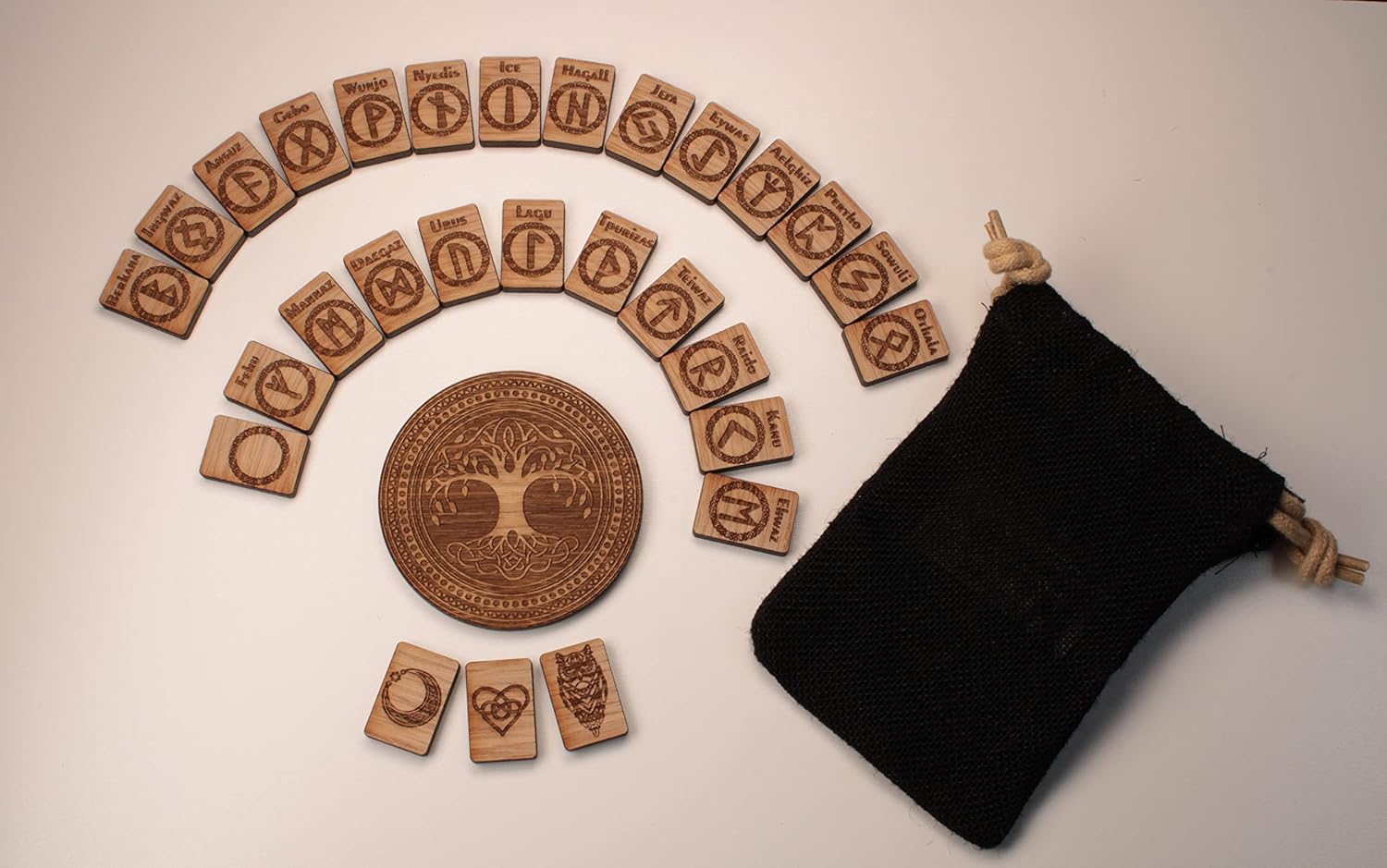 28 Runensteine mit Lebensbaum Runen aus Holz Runenset Eiche