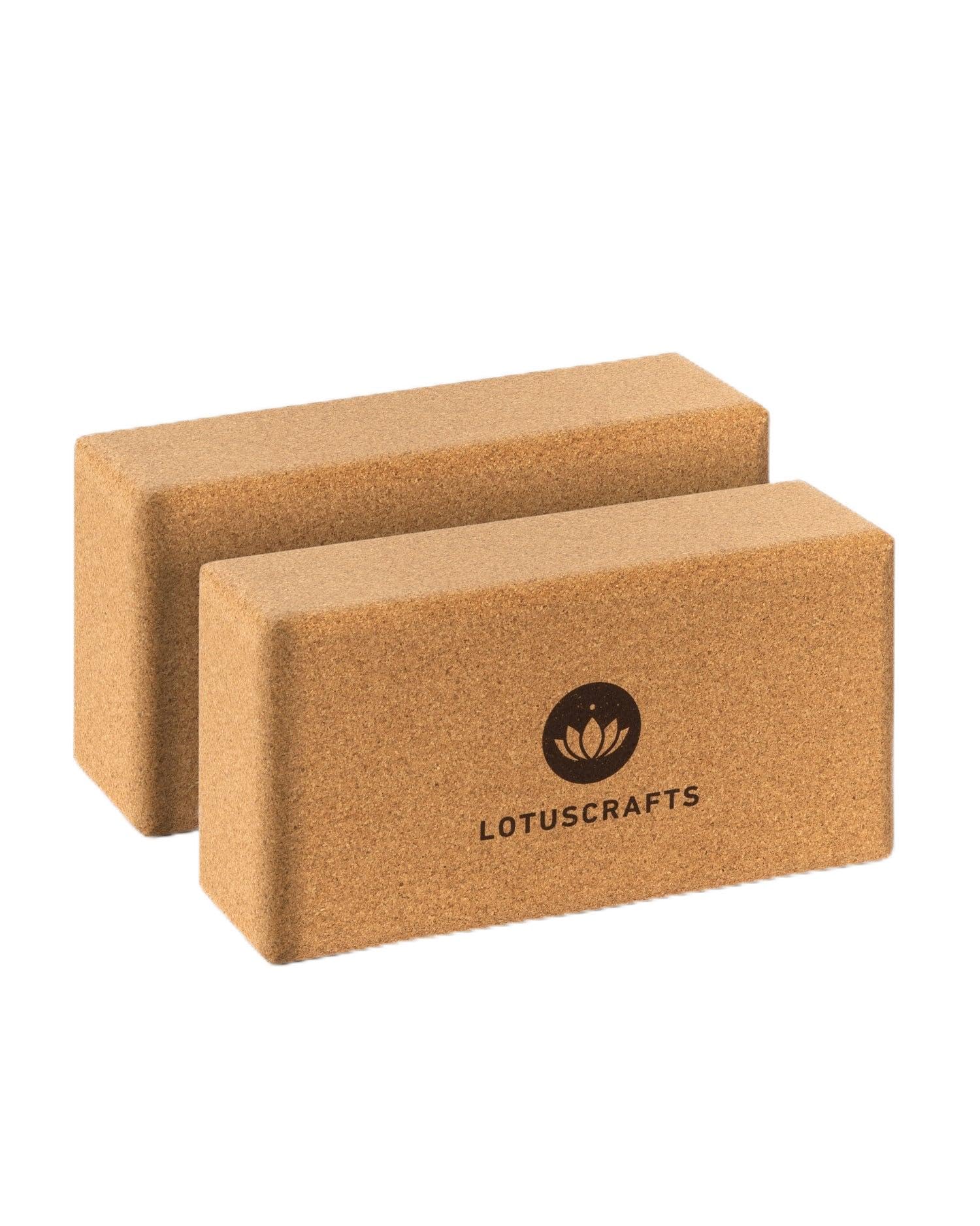 Lotuscrafts® Yoga Block Kork 2er Set oder Einzeln, Korkblock in 2 Größen, Made in Portugal, 100% Natürliche Yogablöcke aus Kork, Yoga Zubehör für Anfänger & Fortgeschrittene