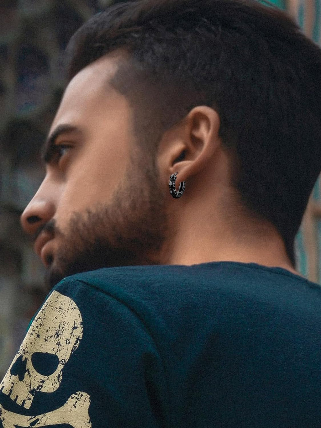 FaithHeart Edelstahl Totenkopf Ohrstecker für Herren Damen Punk Gotik Schädel Ohrring Piercing Creolen Ohrstecker für Weihnachten Valentinstag Halloween