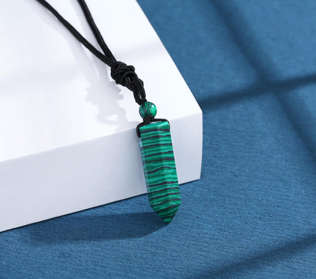 XIANNVXI Kristalle Kette Herren Sechseckiger Kristall Anhänger Kette Polierte Edelsteine Einstellbare Schwarzes Lederseil Reiki Heilung Steine Halskette Damen Schmuck