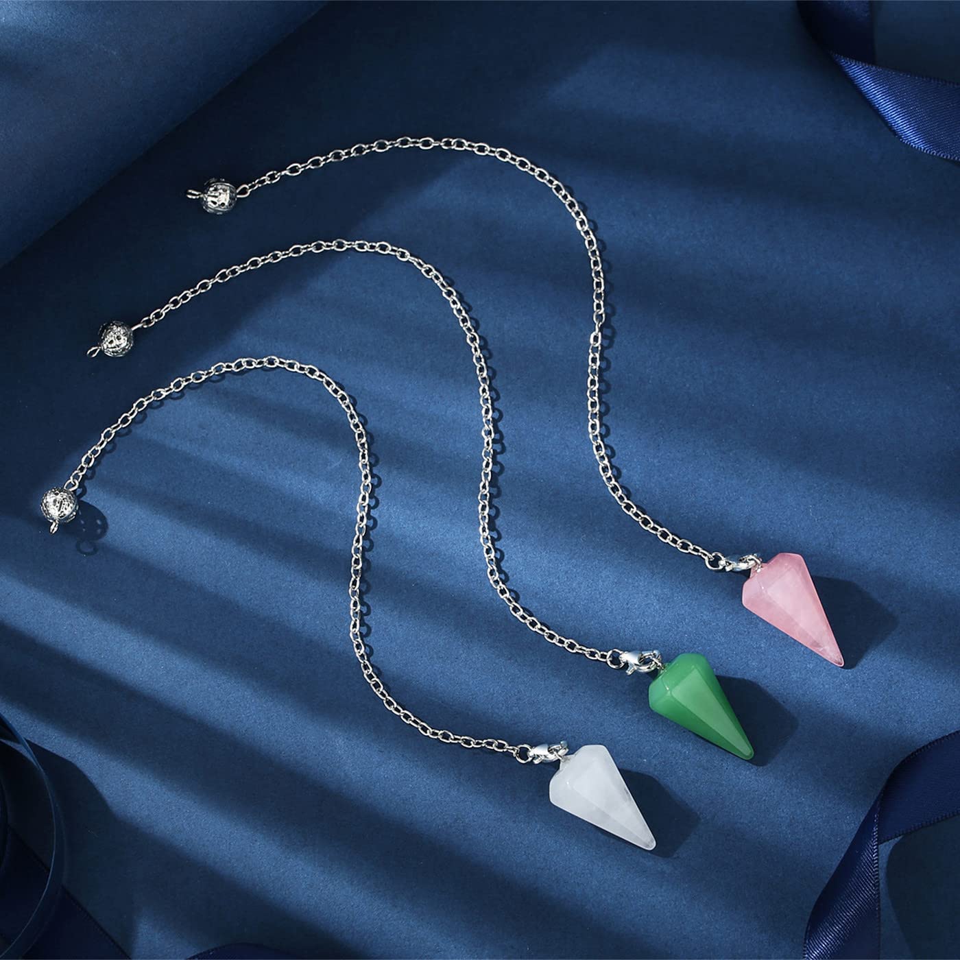 XIANNVXI 6pcs Pendel Set Kristalle Amethyst Stein Rosenquarz Obsidian Lapislazuli Kristall Edelsteine Energetische Pendel Esoterik Pendel mit Kette Spirituelle Reiki Zubehör