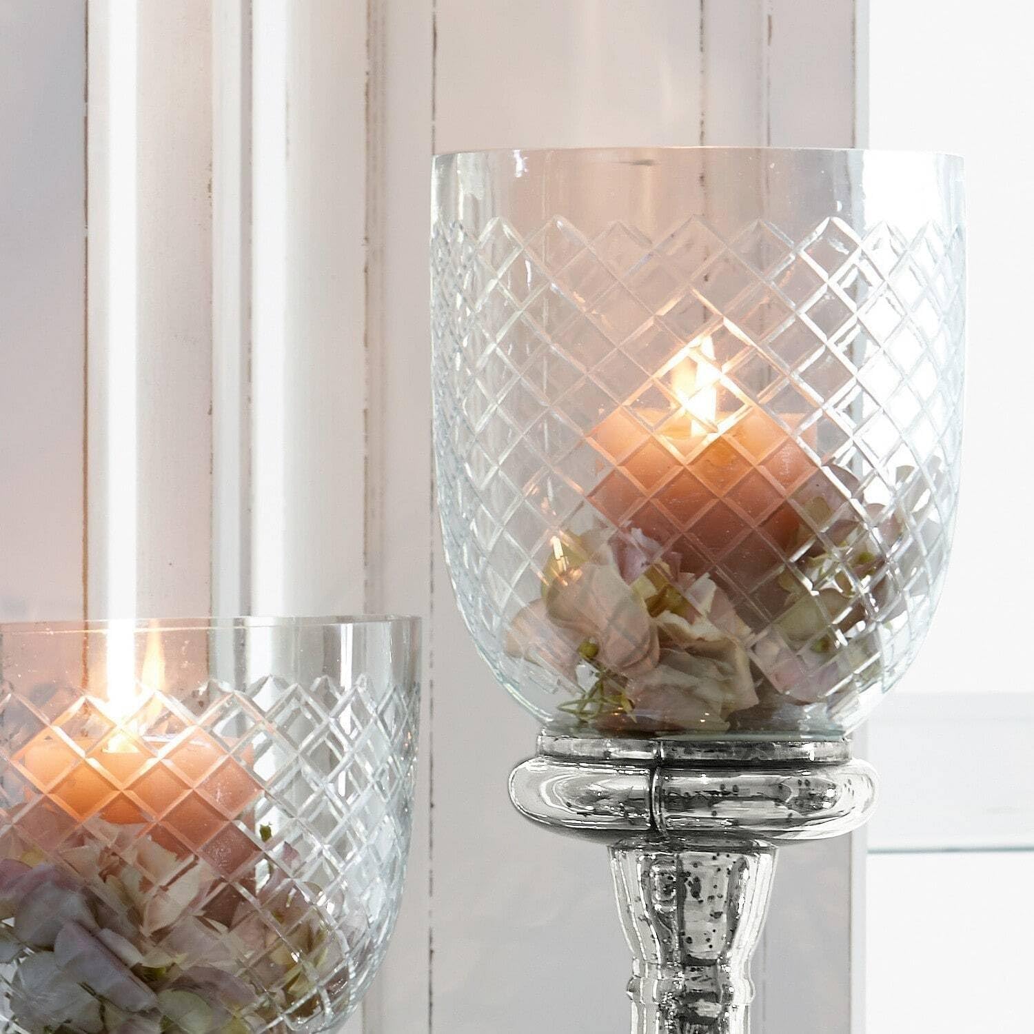 Loberon Windlicht 2er Set Layci, majestätische Wirkung, feiner Rautenschliff, Antik-Finish, Kerzenhalter, für Teelichter oder Stumpenkerzen, Glas, Silber/klar