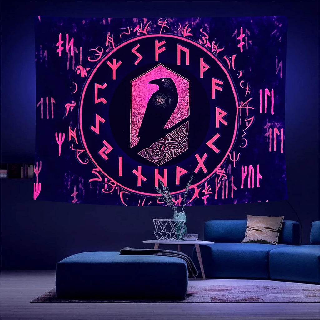 Arsey Wikinger Schwarzlicht Wandteppich UV Reaktiver Rot Meditation Runen Wandtuch Odins Rabe Nordische Mythologie Wandteppiche Im Dunkeln Leuchtend Tapestry Wandbehang Schlafzimmer 150 x130cm
