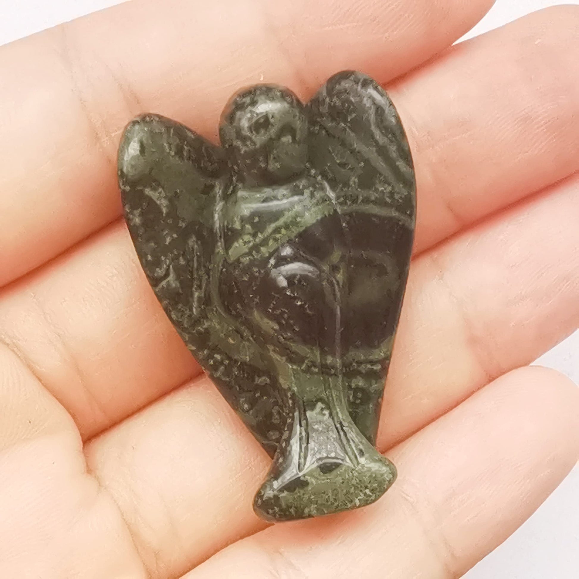 Natürliche Lila Lepidolith Heilung Kristall Gebet Schutzengel Statue,38mm Schnitzen Tasche Palm Stein Figuren Dekoration