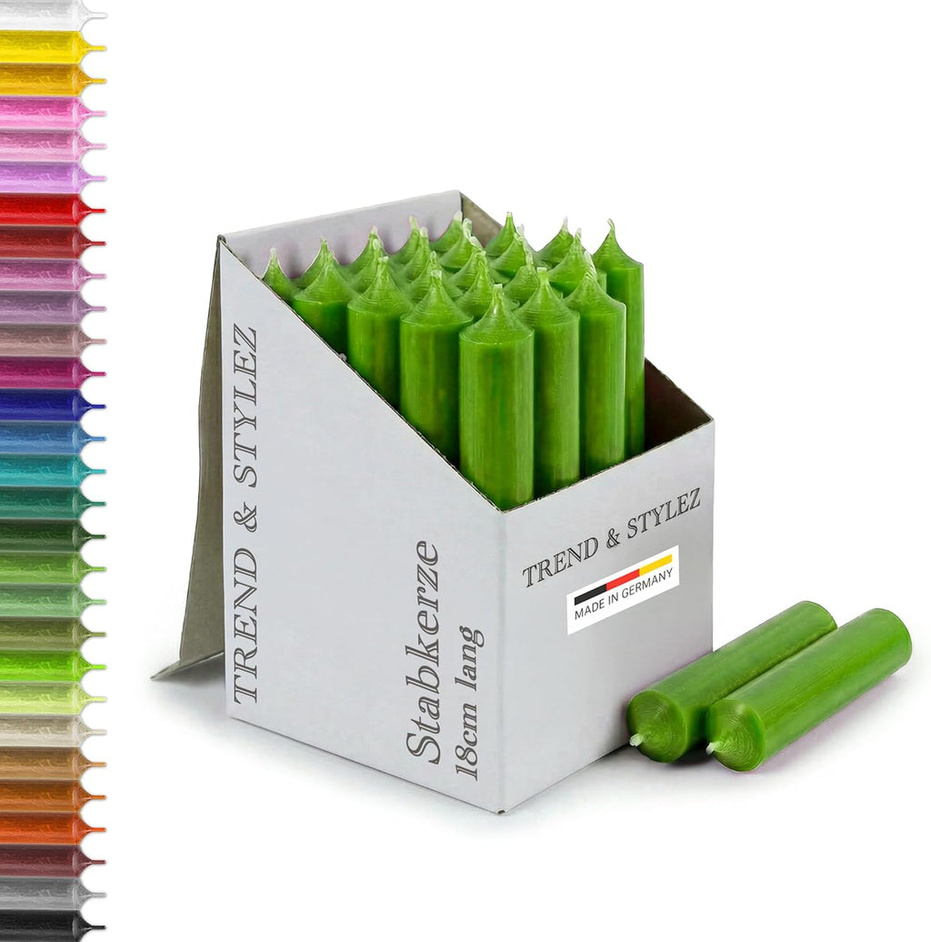 25 Stabkerzen 180mm x 22mm | Durchgefärbte Spitzkerzen | 8+ Stunden Brenndauer | Made in Germany - Ohne Tropfen & Rußen | RAL-Zertifizierte Tafelkerzen unparfümiert (Grün)
