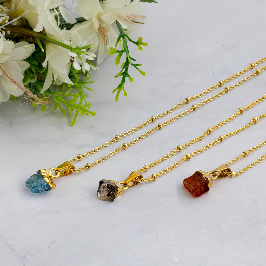 Chakra-Halskette aus rohen Edelsteinen mit 18 Karat Goldplattierung - Edelstahl - 36cm + 8cm verstellbar