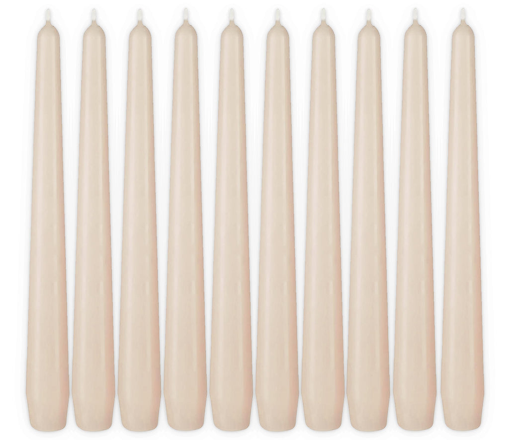 BRUBAKER Premium Spitzkerzen Lila - 50 Stück - bis zu 7,5 Stunden Brenndauer pro Kerze - 24 cm Tafelkerzen Set für Kerzenständer und Kronleuchter - Leuchterkerzen Halterkerzen