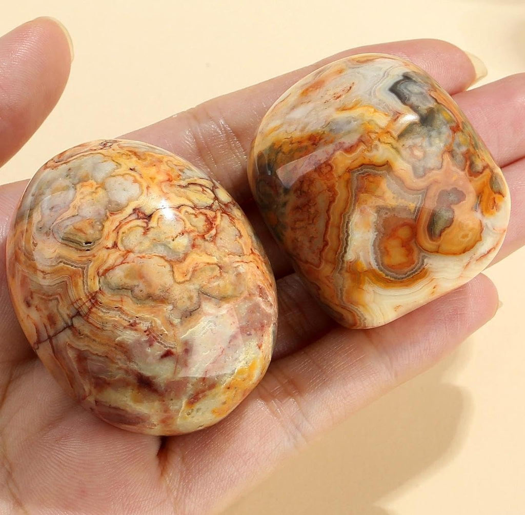 QINJIEJIE White Howlite Stones Natural Gemstone Large Crystals Polished Stone White Howlite 2 Pieces Crystal Stone Tumbled Stones Worry Stone Reiki Meditation