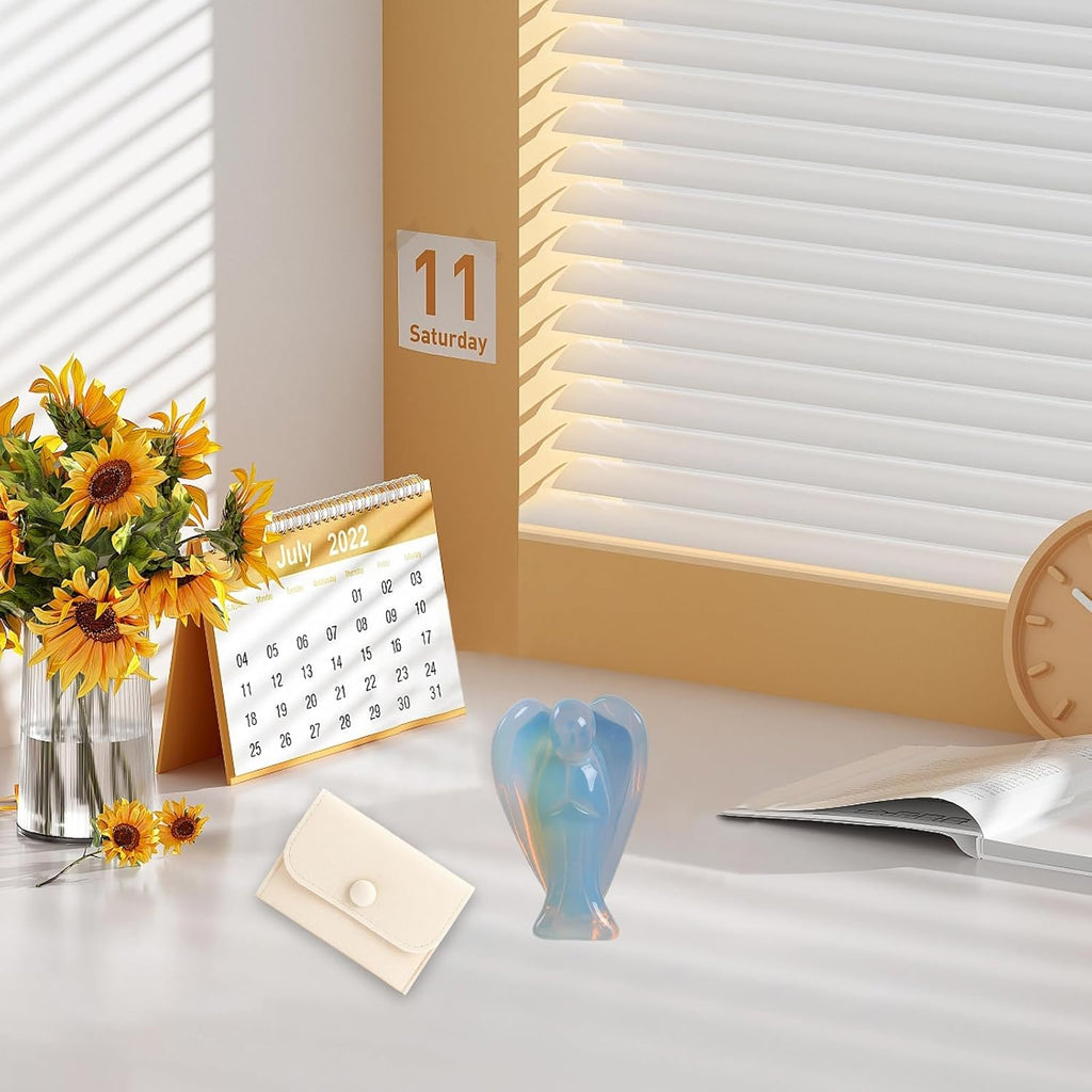 Engel mit Geschenkbeutel - Opal Stein Handgeschnitzter Engelfigur - Eiskalte Engel als Glücksbringer Stein - Schutzengel Energie und Positive Schwingungen