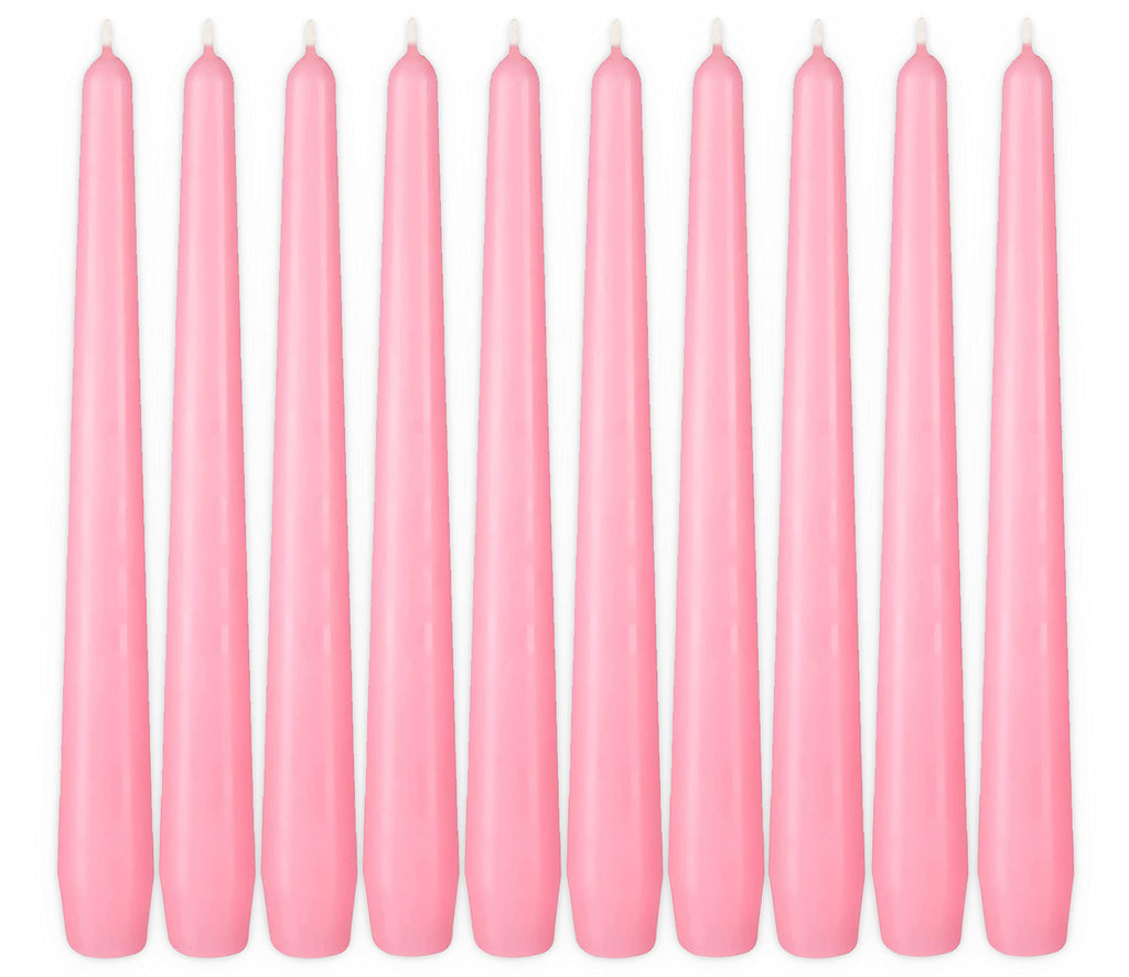 BRUBAKER Premium Spitzkerzen Lila - 50 Stück - bis zu 7,5 Stunden Brenndauer pro Kerze - 24 cm Tafelkerzen Set für Kerzenständer und Kronleuchter - Leuchterkerzen Halterkerzen