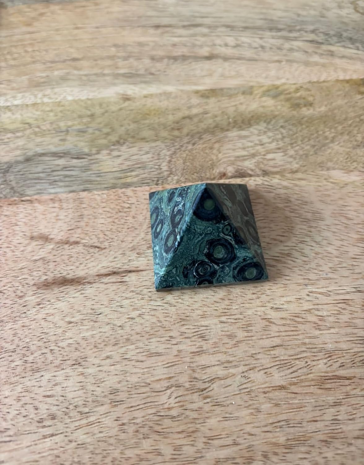 Natural Kambaba Jasper Pyramid 4cm Pyramid Polished Crystals Energy Properties Pyramid Stone (Jasper, Kambaba, 4cm)