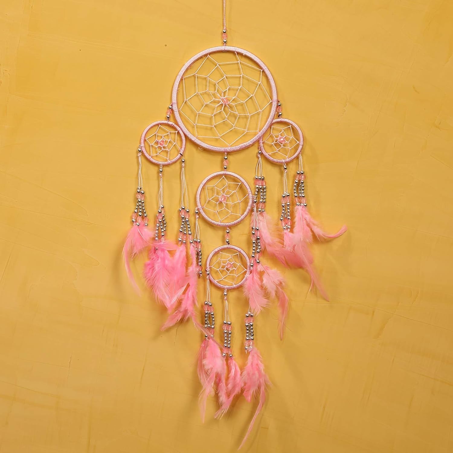 Pink Pineapple Dreamcatcher mit Federn und Silber Perlen: Handgemachter Traumfänger Vielen Farben Erhältlich - Kleine Traumfanger Mit 12 cm Durchmesser und 35 cm Lang (Rosa)