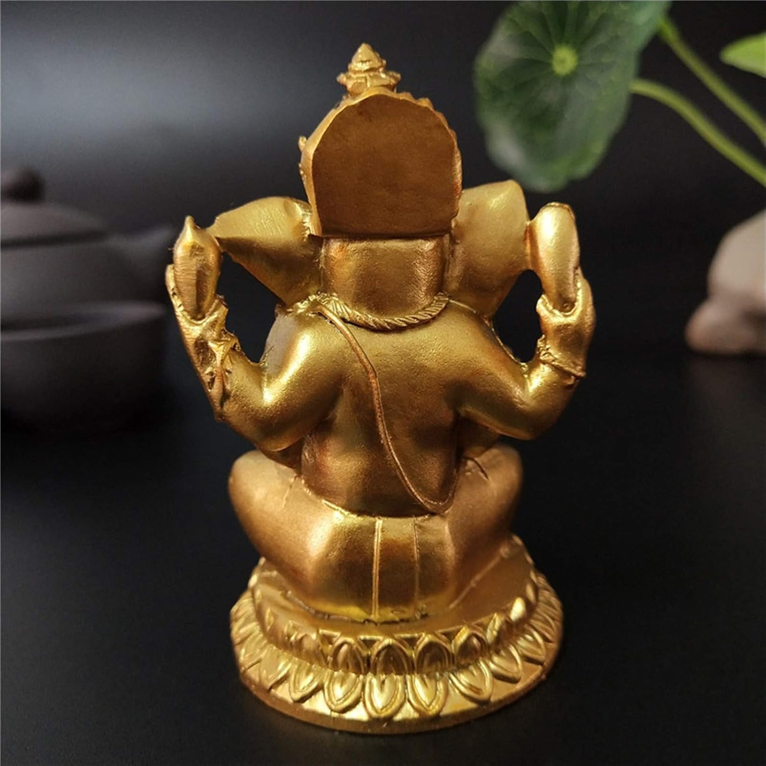 YODOOLTLY Gold Lord Ganesha Statues Hindu Elephant God Statue Resin Sculpture Indian Ganesh Figurine Handmade Gift Decoration Ornaments for Home Garden Car
