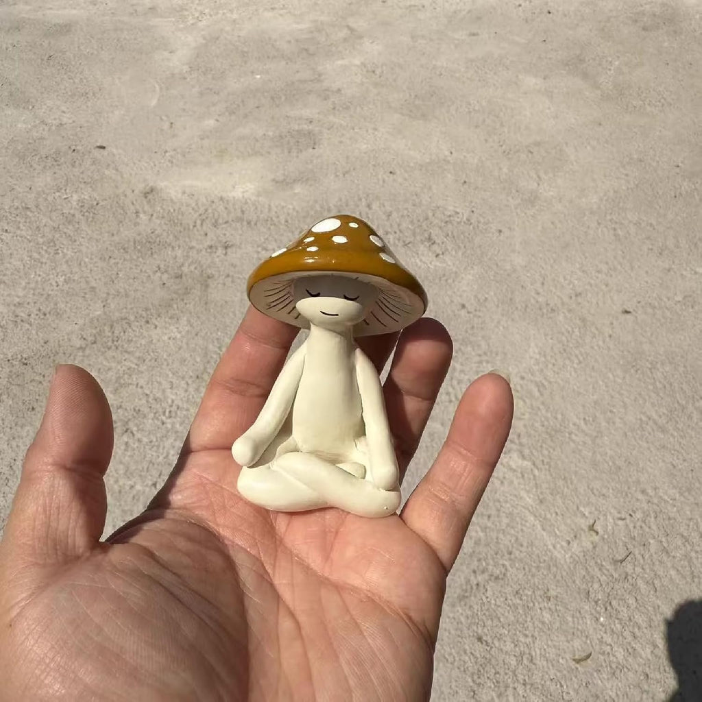 Meditation Mushroom Resin Statue, Cute Yoga Mushroom Figurine | Small Mushroom Zen Tabletop Decor, 1.97 * 1.57 * 3.15 Inch, for Garden Yard Home Patio Office Decoration