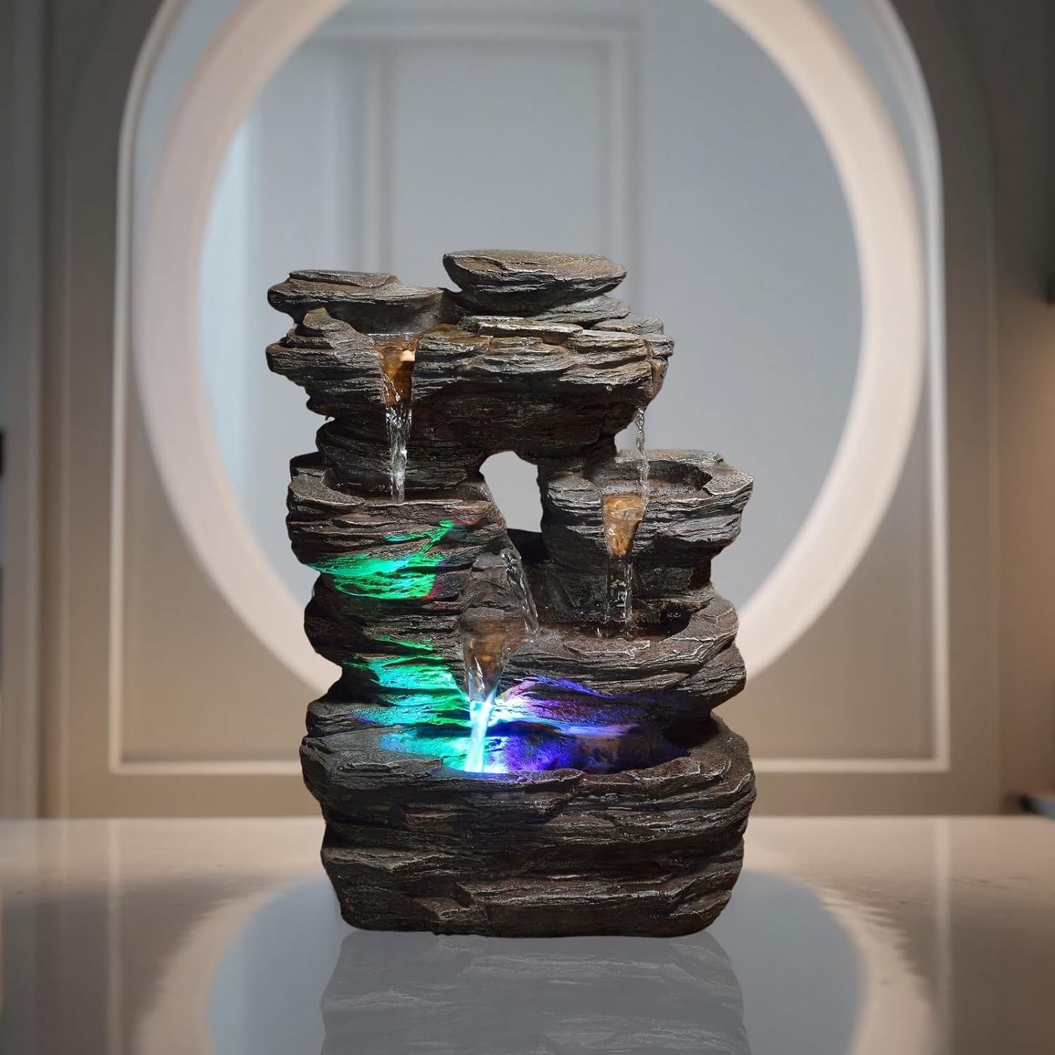 Zen’Light - Zimmerbrunnen Pietra - Steinoptik aus Kunstharz mit Bunten Lichteffekten - Moderne Zen Deko, Meditation & Entspannung - Glücksbringer - H35cm