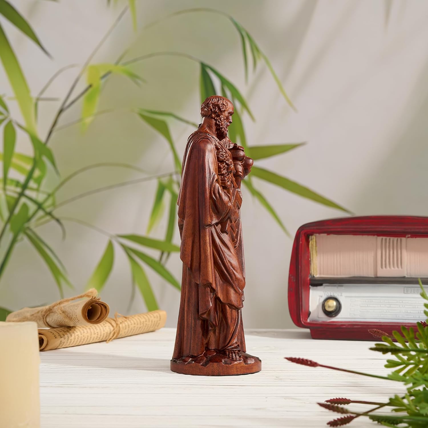 BGCarvedGrace St.Joseph Holding Baby Jesus Statue