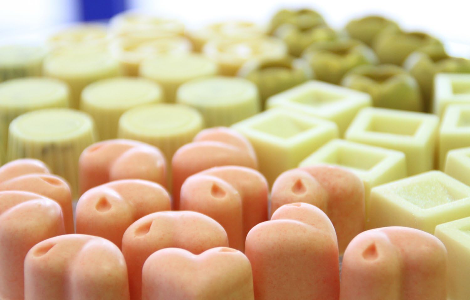 GREENDOOR Badepralinen Geschenk-Set Cremebad 100g, natürliche Badezusätze mit BIO Kakaobutter, handgefertigte Naturkosmetik, Natur Badezusatz, Manufaktur Geschenke