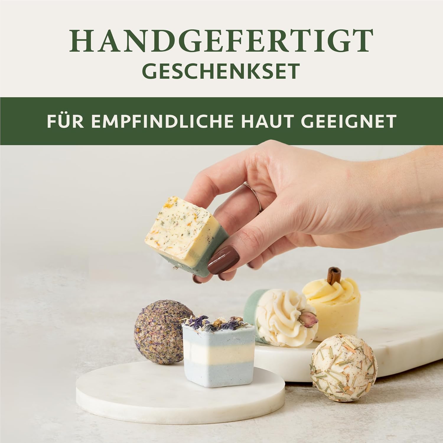 Satin Naturel 6er Set BIO Badebomben – Vegane Wellness Geschenkbox für Sie – Luxuriöse Badekugeln – Geburtstagsgeschenk für Frauen