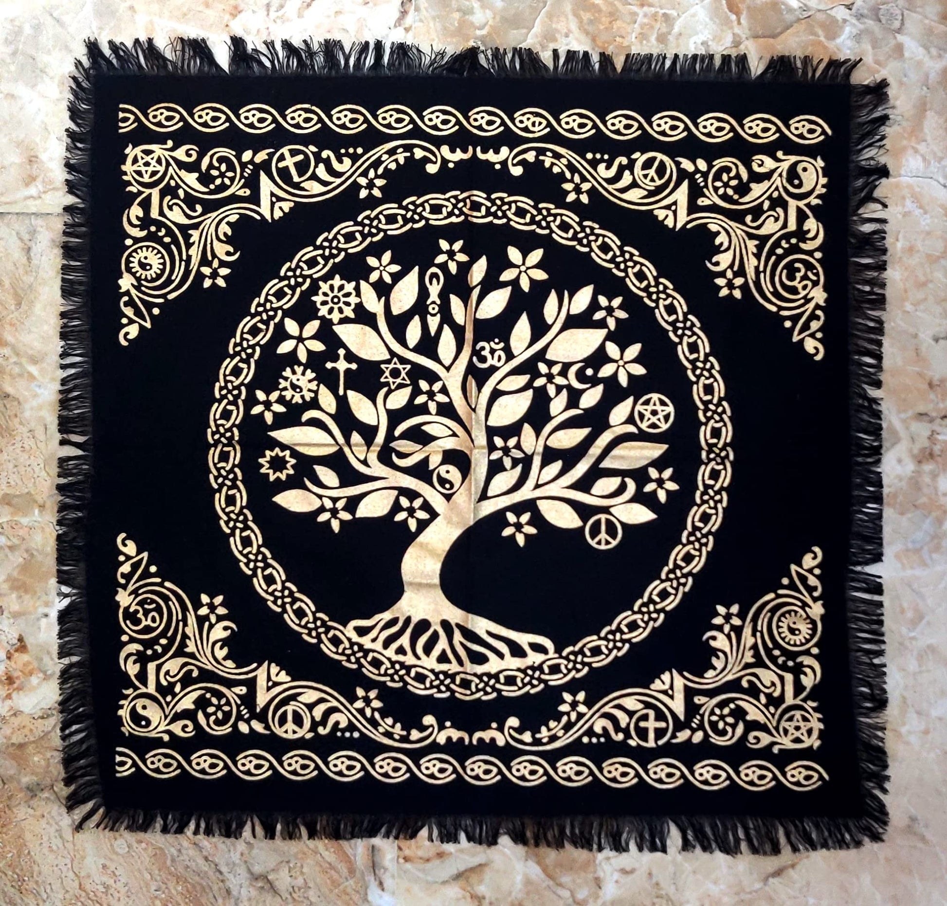 INDACORIFY Altar Tablecloth with Fringe Old Tarot Witchcraft Spread Tablecloth Meditation Spiritual Holy Cloth 18 x 18 Inches (Golden Snake)