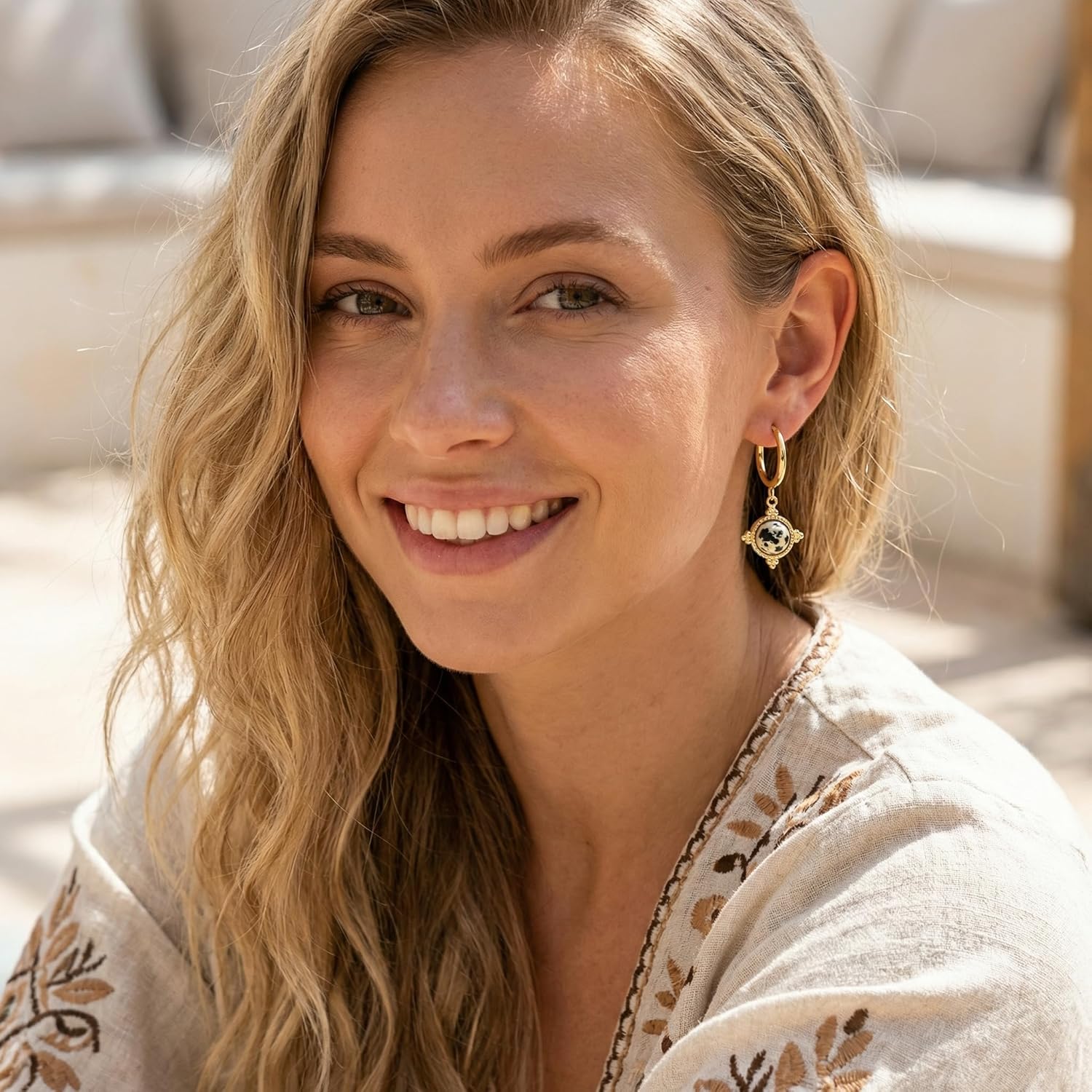 Boho Vintage Ohrringe Gold hängend Damen Creolen mit Naturstein Anhänger Hängeohrringe Klein Elegant