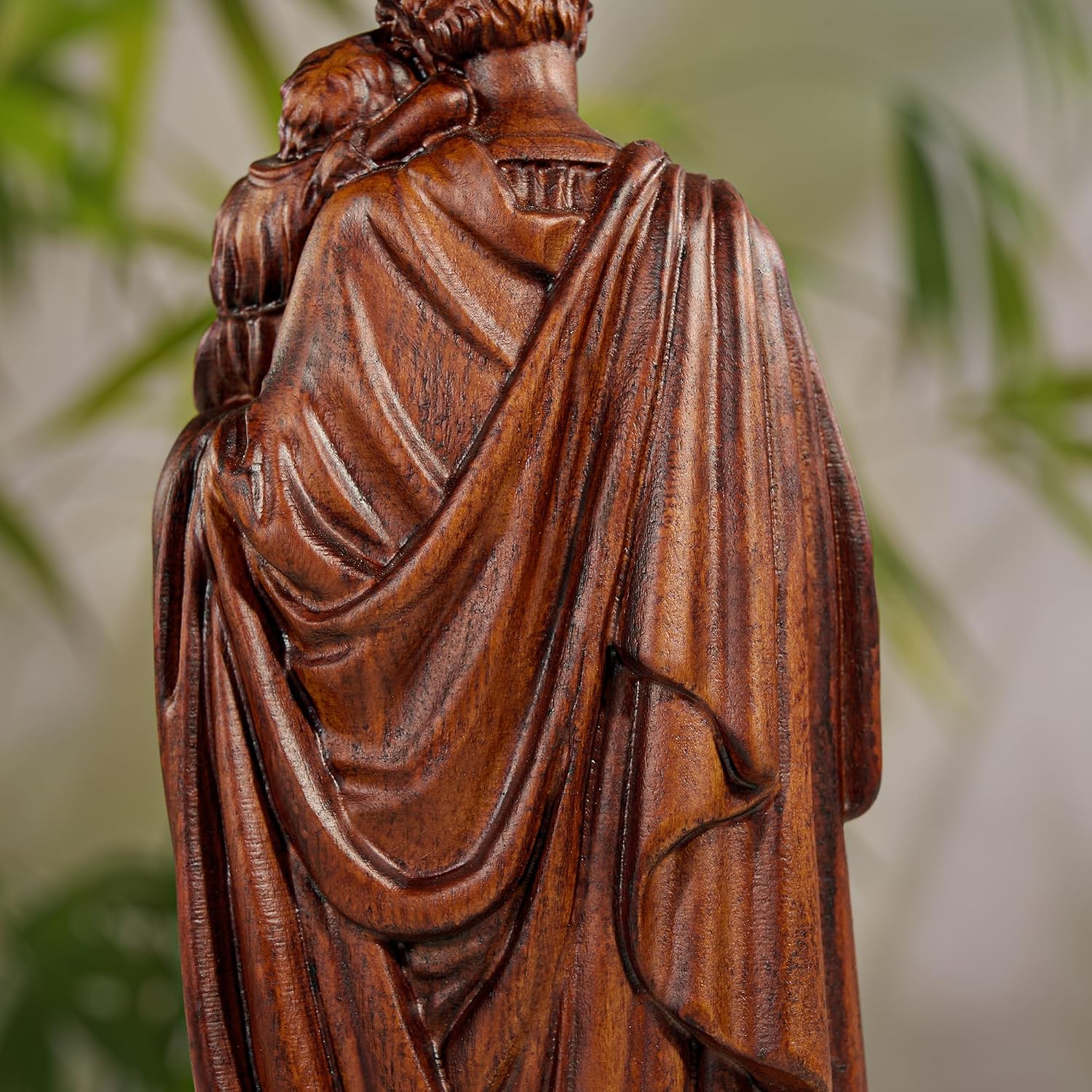 BGCarvedGrace St.Joseph Holding Baby Jesus Statue