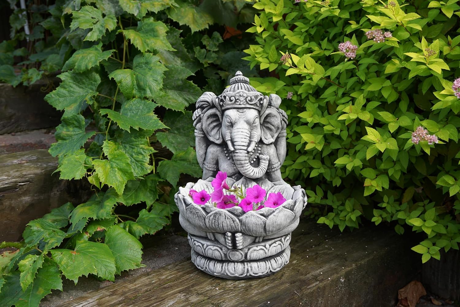 gartendekoparadies.de Massive Steinfigur des göttlichen Ganesha mit Schale, Höhe 34 cm, 11 kg, Gott Hinduismus aus Steinguss frostfest (Schwarz)