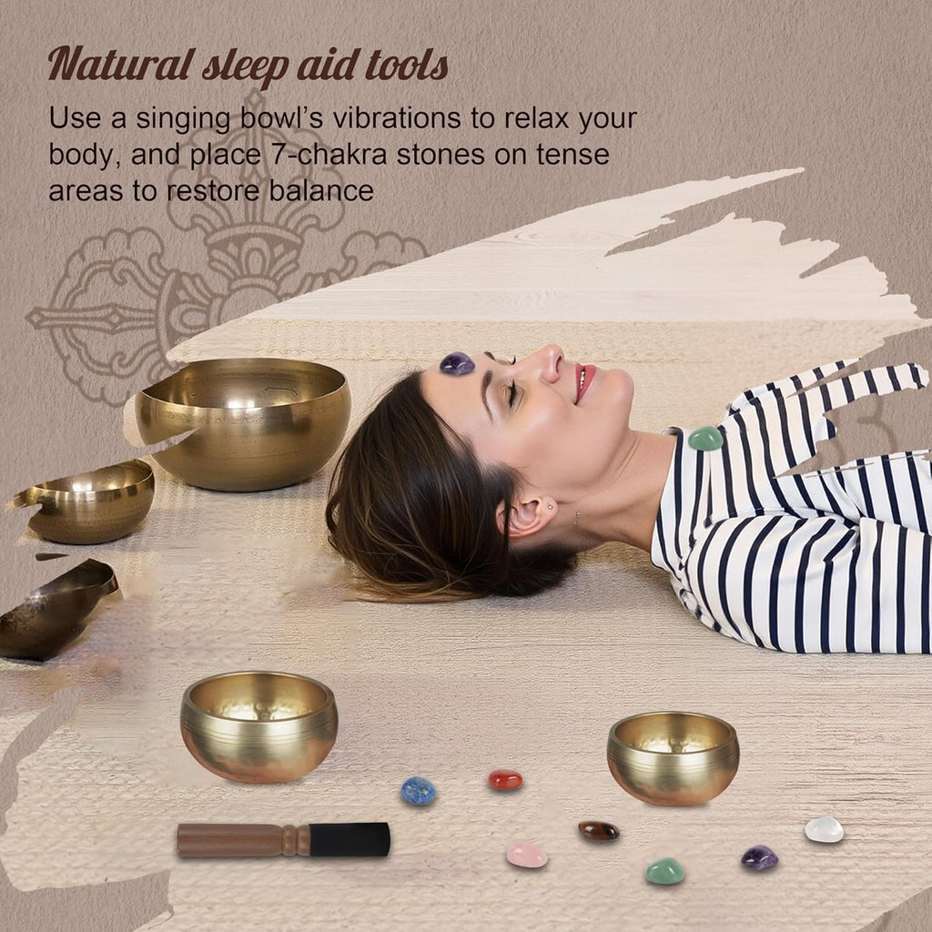 Traditionelle Klangschale 8cm mit 7 Chakra Kristallen, Handgefertigt in Nepal für Meditation und Yoga - Geschenkidee für Frauen und Männer