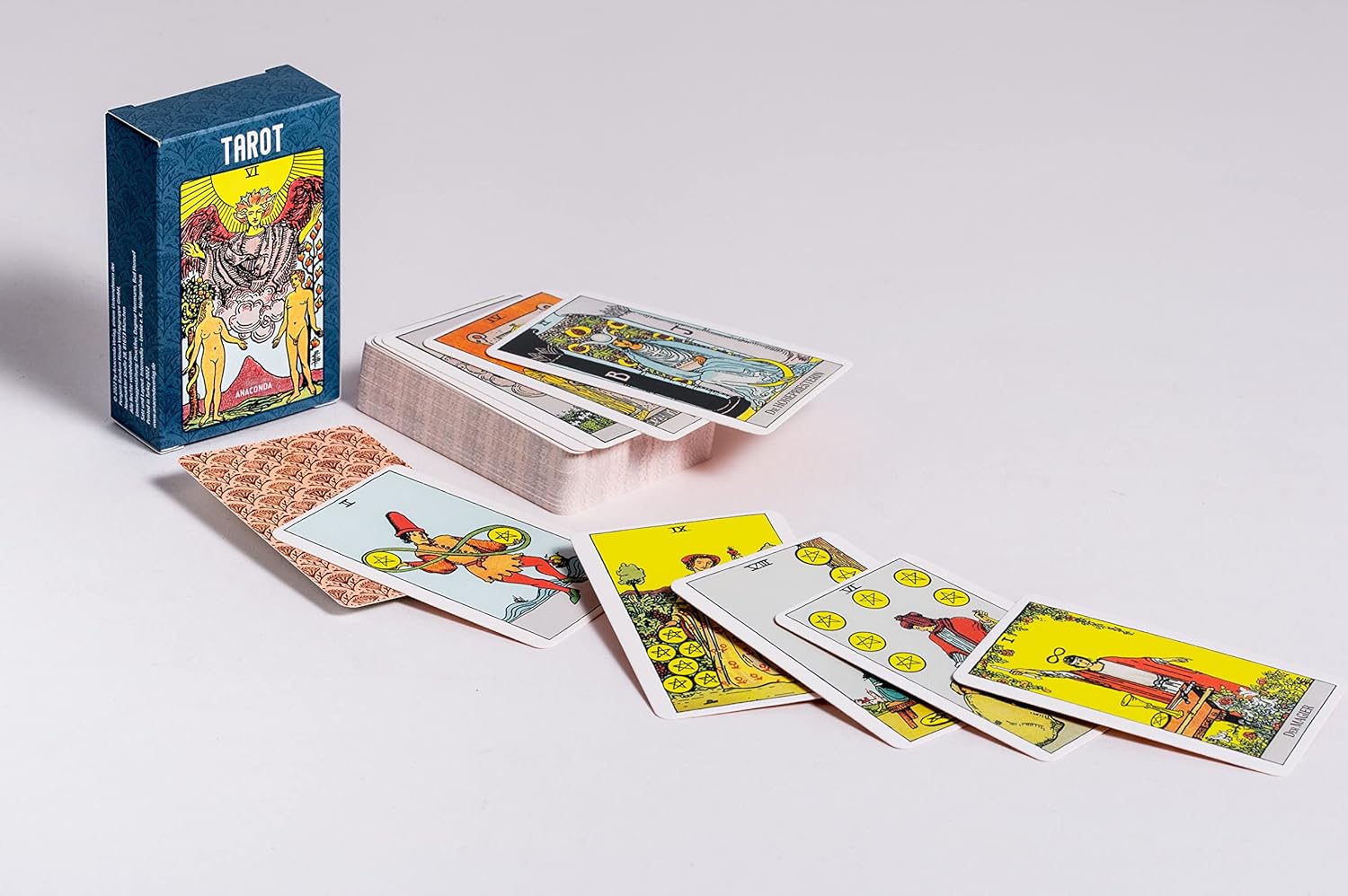 Tarot: Das klassische Jugendstil-Tarot auf Deutsch. Tarotkarten im praktischen Format. Spirituelles Tool für Persönlichkeitsentwicklung. Das Kult-Deck für Tarot-Einsteiger und Erfahrene im Kartenlegen
