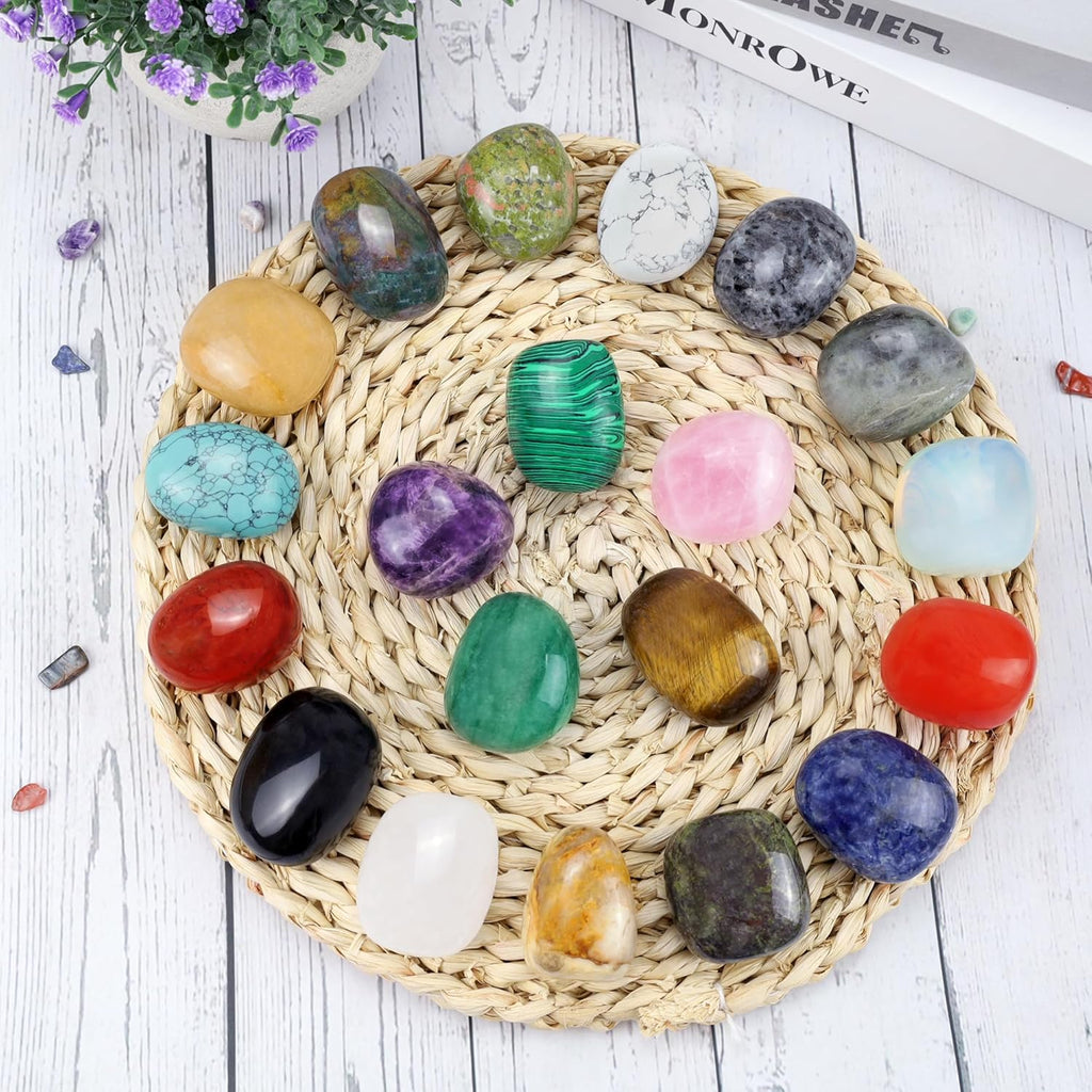 QINJIEJIE White Howlite Stones Natural Gemstone Large Crystals Polished Stone White Howlite 2 Pieces Crystal Stone Tumbled Stones Worry Stone Reiki Meditation