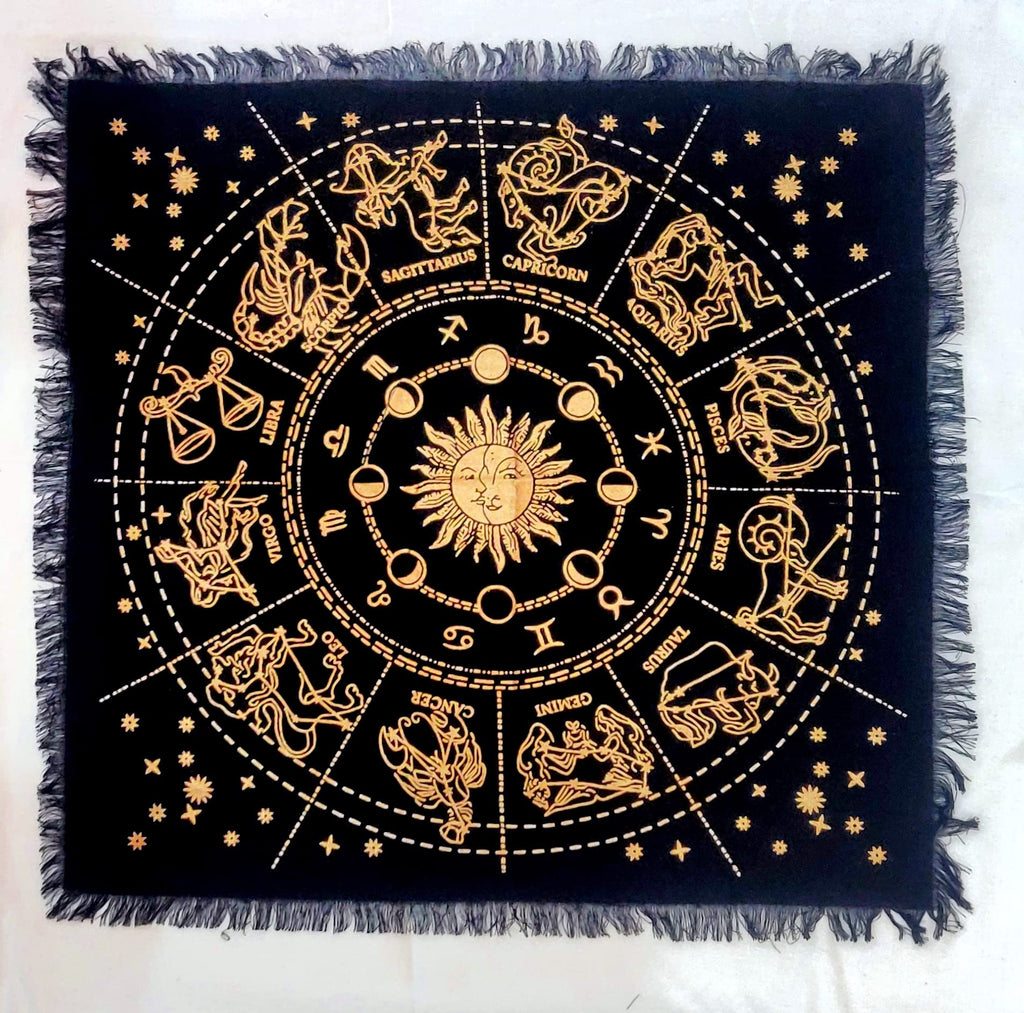 INDACORIFY Altar Tablecloth with Fringe Old Tarot Witchcraft Spread Tablecloth Meditation Spiritual Holy Cloth 18 x 18 Inches (Golden Snake)
