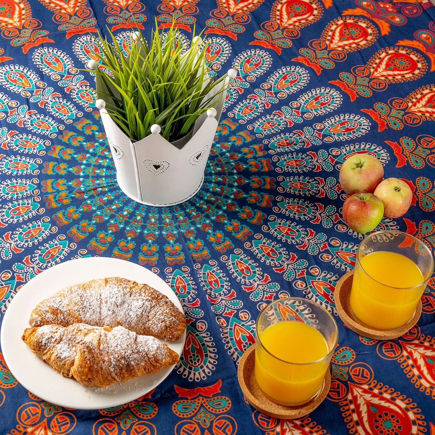 MOMOMUS Wandteppich Mandala - Mehrzweck, Bunt, 100% Baumwolle - Ideal als Wandteppich Aesthetic, Wandtuch Boho, Indischer Wandbehang aus Stoff oder Wall Tapestry - Blau und Rot, 210x230 cm