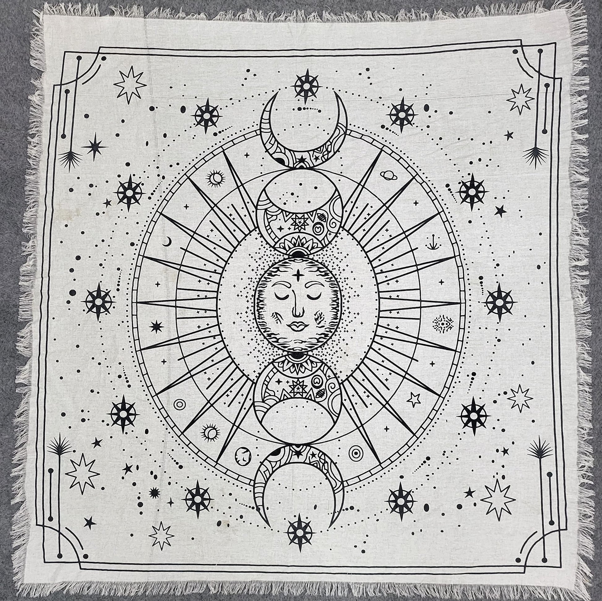 THE ART BOX Altar Cloth Tarot Cards Napkins Witchcraft Accessories Black Gold Tablecloth Square Spiritual Heavenly Cloth with Fringes, Tree of Life, 18 x 18 Inches