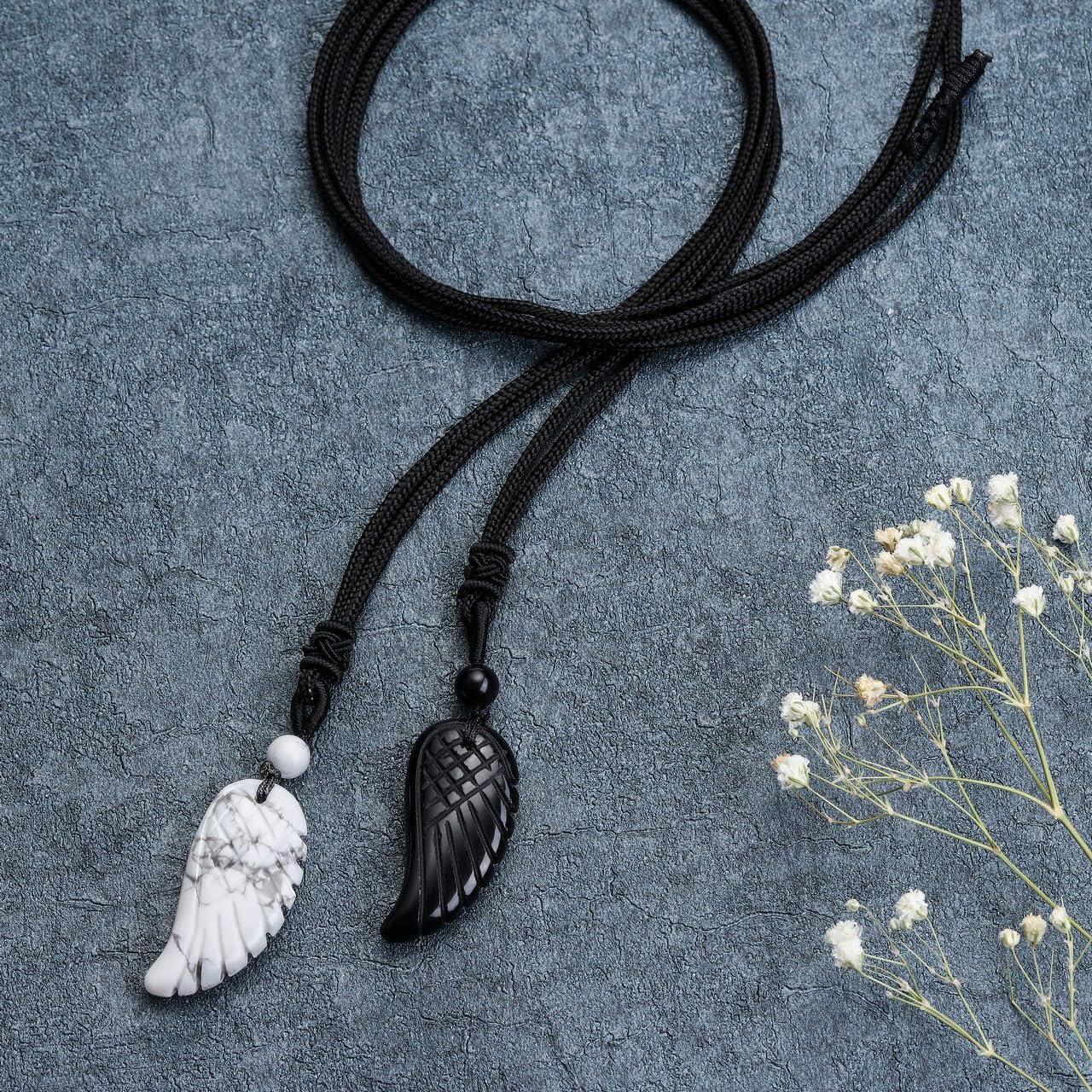 Set of 2 Wings Pendant Necklace Friendship Necklace Angel Wings Pendant Made of Gemstone Healing Stone Lucky Chain Couples Chain Amulet Chain for Lovers Partner