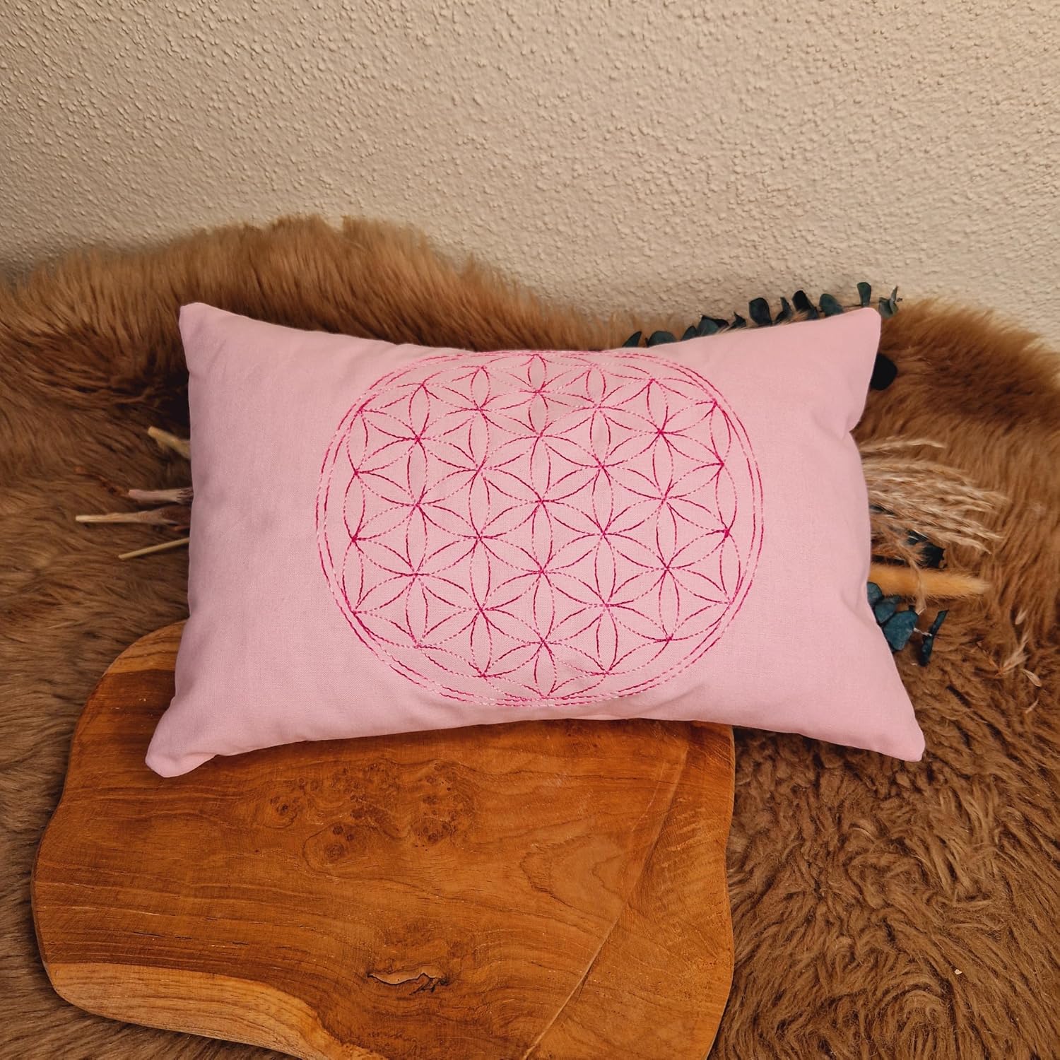 Small Cushion - Meditation - Yoga - Flower of Life - Pink