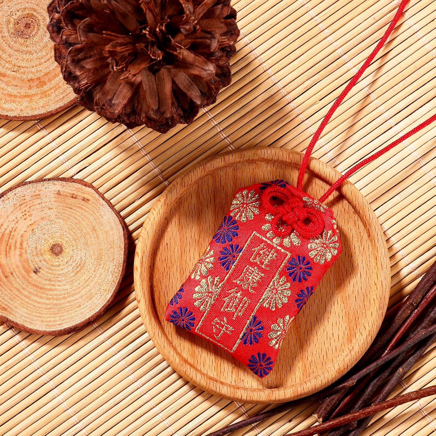 Wakauto Omamori Charm Japanese Shrine Lucky Amulet Blessing Bag for Good Health (Red)