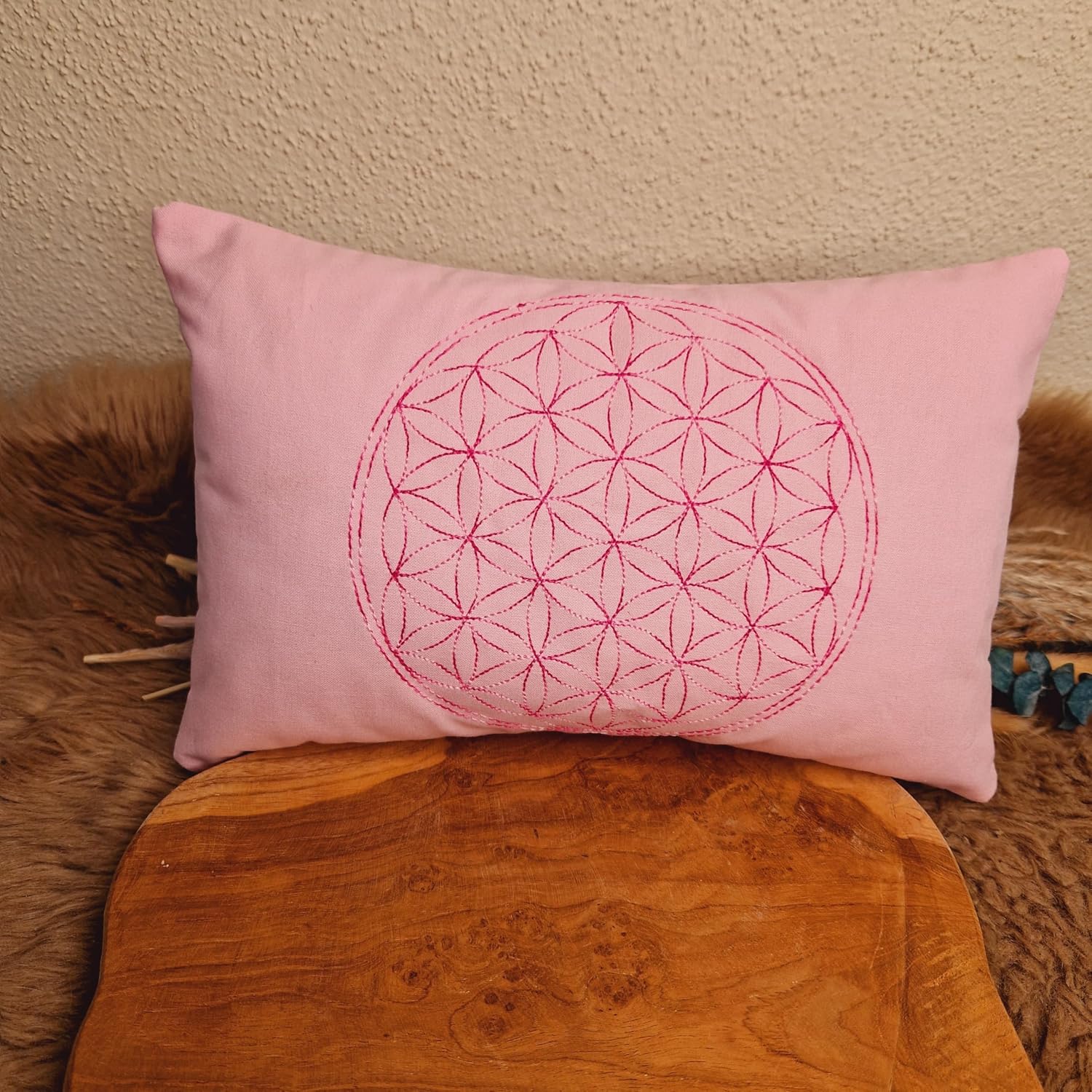 Small Cushion - Meditation - Yoga - Flower of Life - Pink