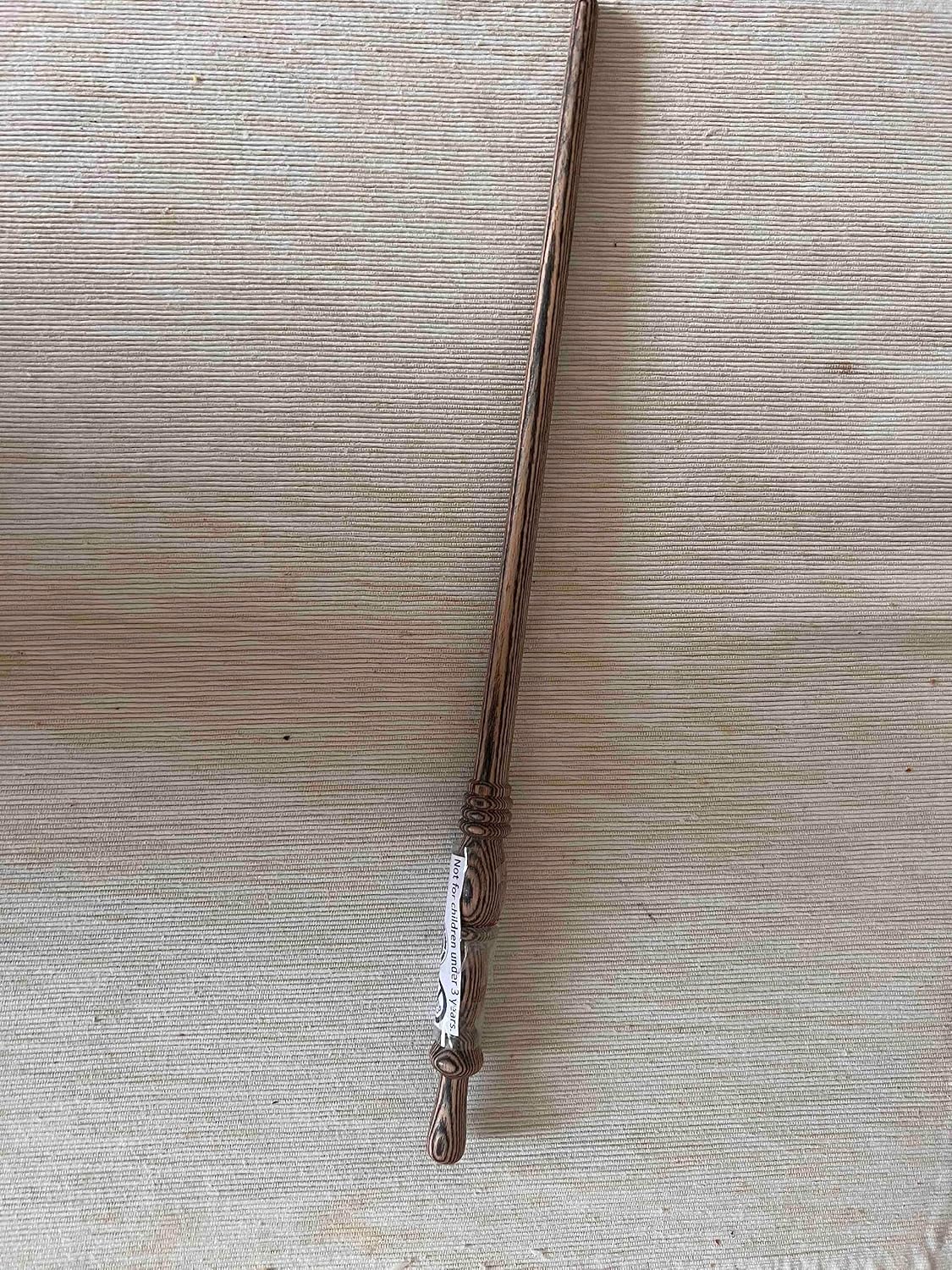 AS Zauberstab aus Echtholz für Zauberer und Magier Element Erde, Magic Wand, Magic Stick, Zaubern Lernen, Zauberer Werden, Magier, Magische Gegenstände, Basteln, Kinder