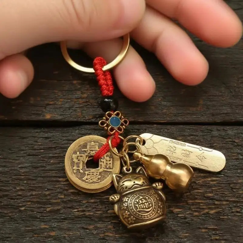 YILUO CD Vintage Lucky Cat Car Keychain Five Emperors Money Calabash Feng Shui Coins Red String Key Ring