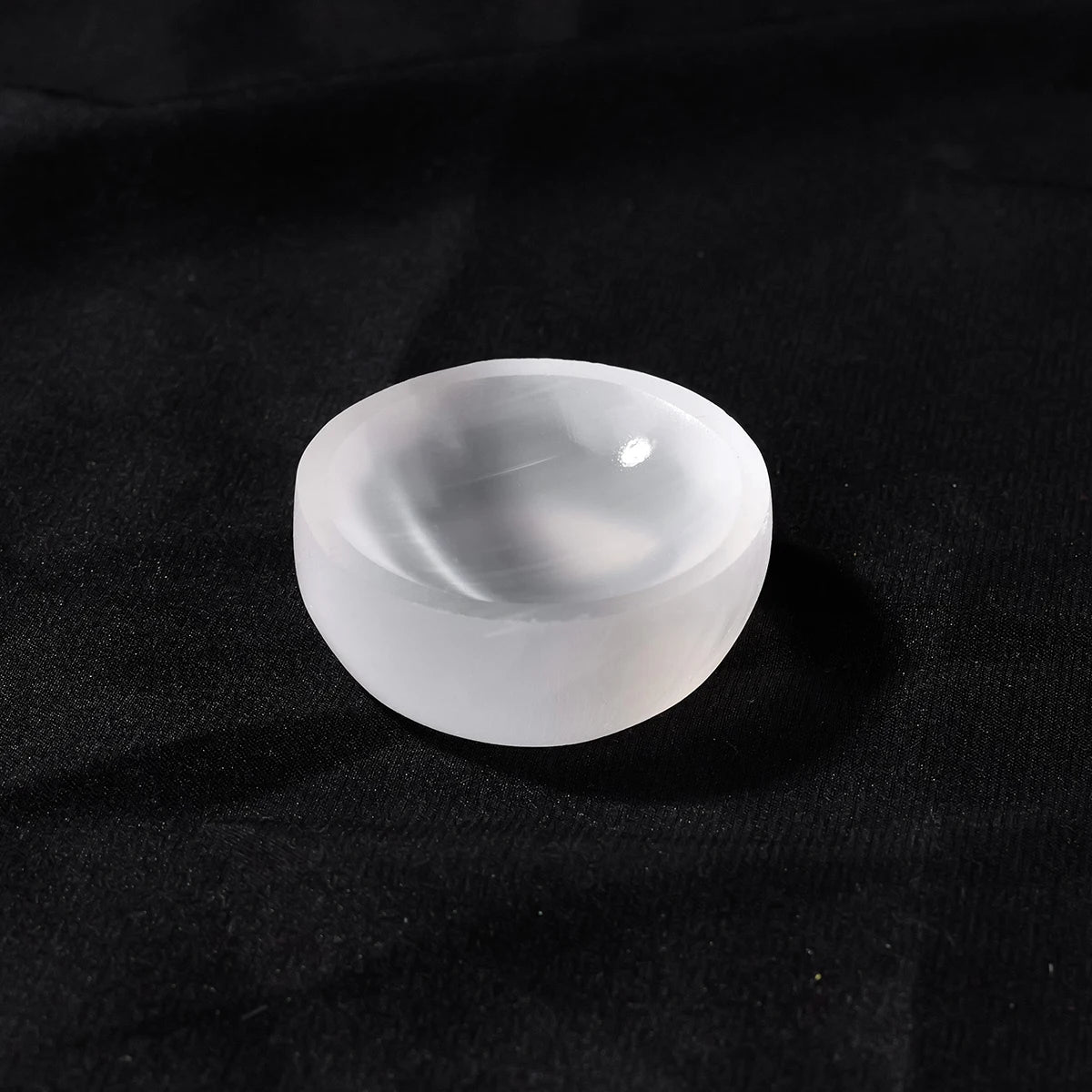 1pc Natural Stone Sculpture White Selenite Bowl Shape Crafts Witchcraft Crystal Carving Energy Gem Summer home kitchen decor