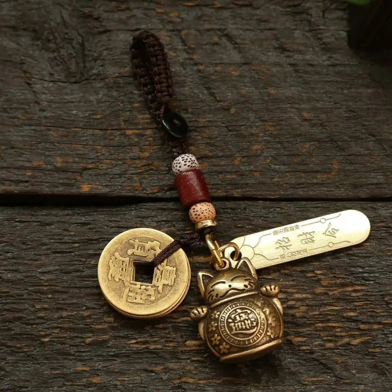YILUO CD Vintage Lucky Cat Car Keychain Five Emperors Money Calabash Feng Shui Coins Red String Key Ring