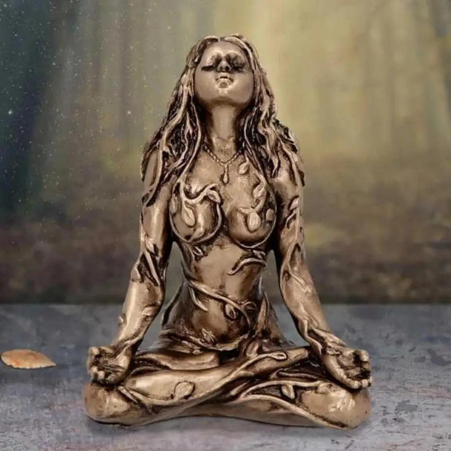 1 Pcs Mother Earth Statue Mini Gaia Fairy Decorative Buddha Statue Decor Figurines Goddess Healing Chakra Meditation Home Decor