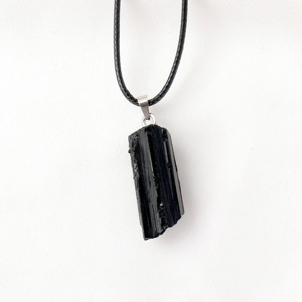 1PC Natural Crystal Black Tourmaline Raw Stone Unpolished Gem Pendant Necklace Quartz Jewelry For Man Gifts