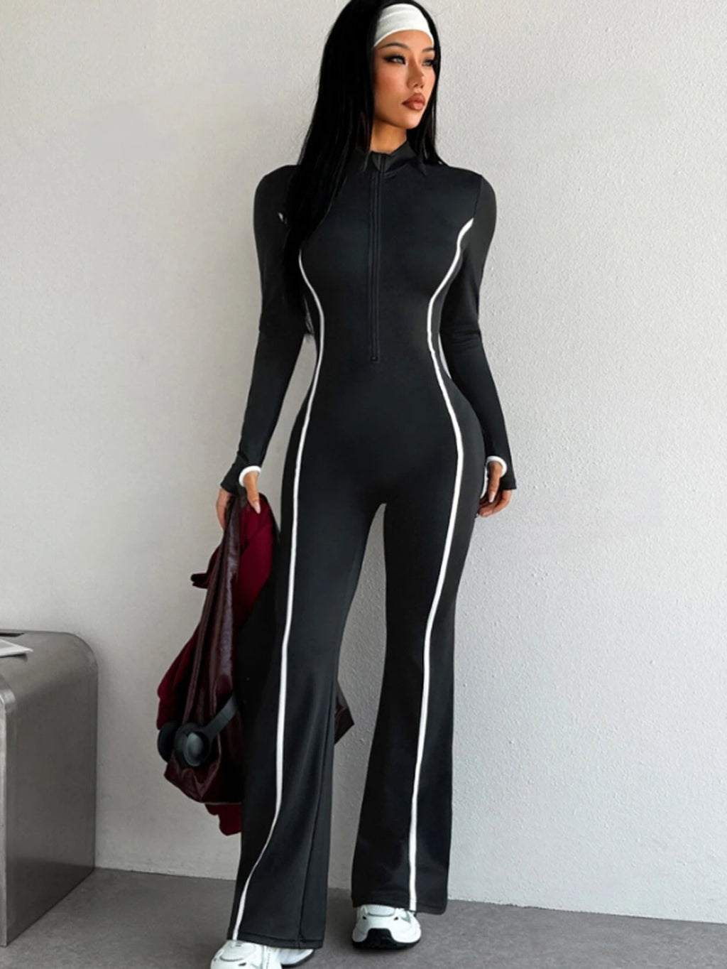 Women's Jumpsuit Yoga Suit Long Sleeved Black And White Color Blocked Jumpsuit Long Pants Sports Fitness Suit Jumpsuit