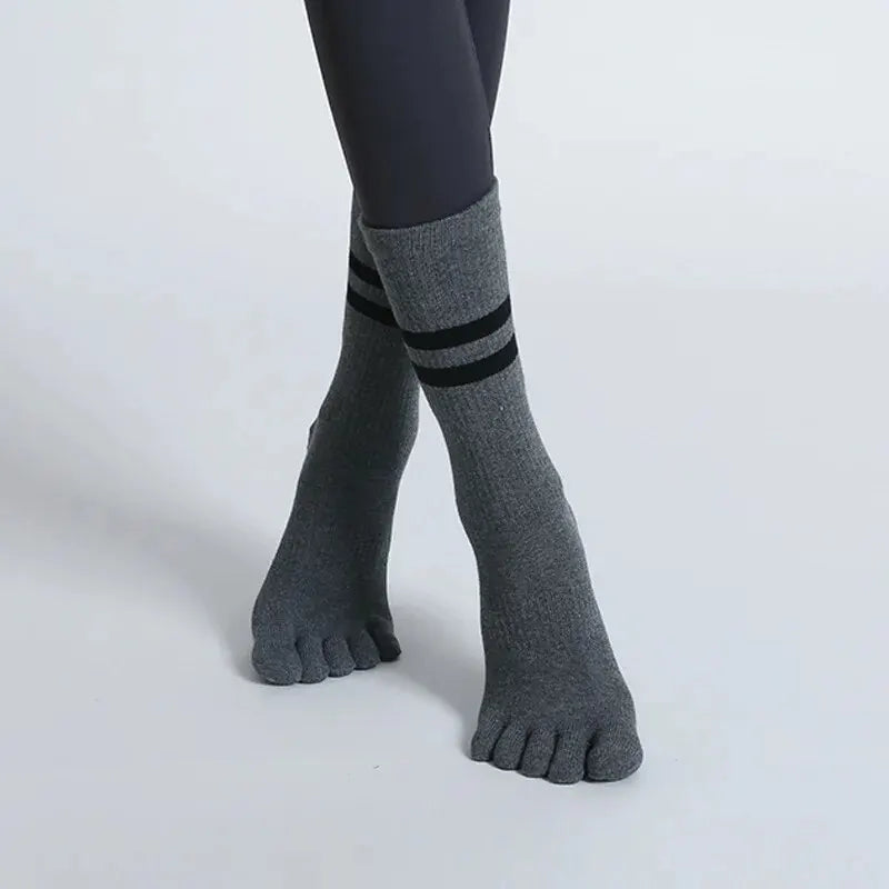 Women Breathable Yoga Socks Mid-tube Non-slip Five Finger Pilates Sports Sock Cotton Fitness Dance Ballet Indoor Floor Socks