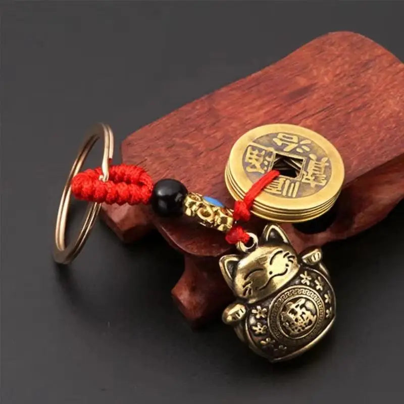 YILUO CD Vintage Lucky Cat Car Keychain Five Emperors Money Calabash Feng Shui Coins Red String Key Ring
